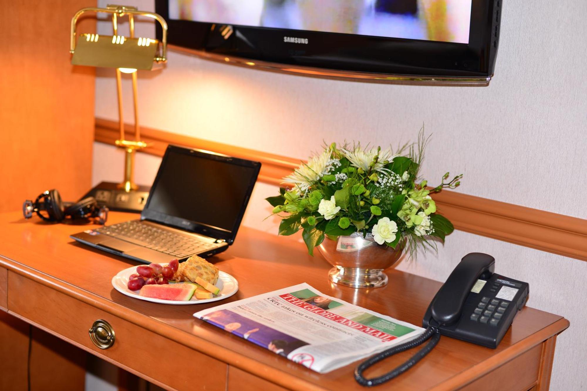 The Hospitality Inn ポート・アルバーニ エクステリア 写真